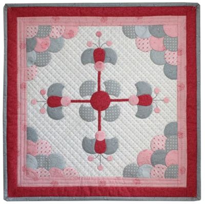 2" Clamshell Quilt of the Month