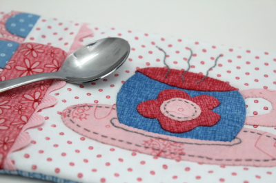 Applique Club - Mug Rug