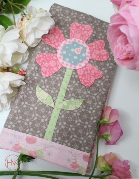 Holus Bolus Needlebook