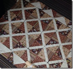 love thy neighbour quilt image - love thy neighbour quilt toturial by helen stubbings of hugs 'n kisses